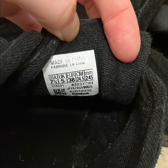 Reebok Classic Leather Sneakers - Picture 6 of 7